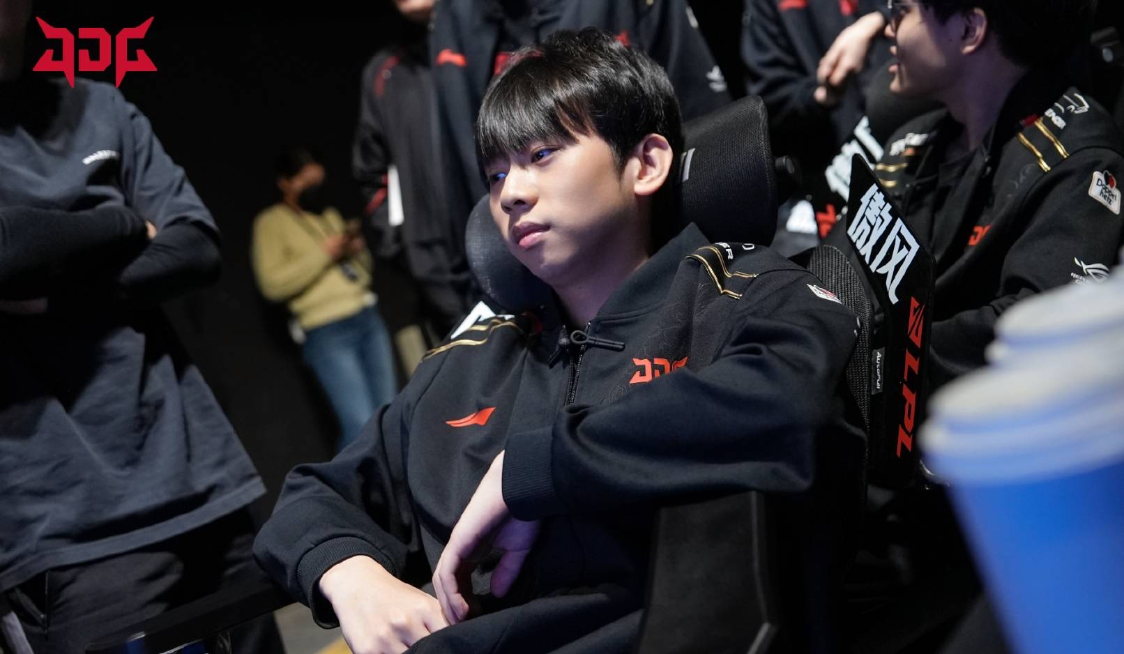 kaiyun账号登录败北引爆全场！，Scout意外战胜TES赢得满堂喝彩的简单介绍